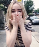 sabrinacarpenter-daily_282029.jpg