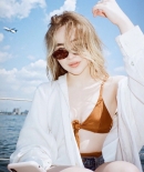 sabrinacarpenter-daily_286229.jpg