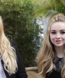 sabrinacarpenter-daily_282329.jpg