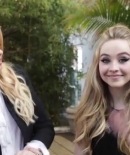 sabrinacarpenter-daily_28829.jpg