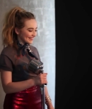 sabrinacarpenter-daily_286729.jpg