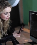 sabrinacarpenter-daily_288529.jpg