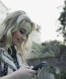 sabrinacarpenter-daily_28329.jpg