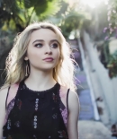 sabrinacarpenter-daily_285029.jpg