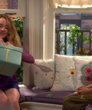 sabrinacarpenter-daily_28229.jpg