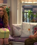 sabrinacarpenter-daily_28729.jpg