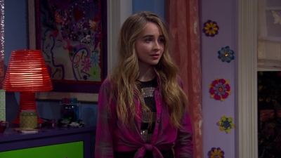 sabrinacarpenter-daily_2814629.jpg