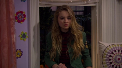 sabrinacarpenter-daily_28529.jpg