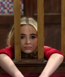 sabrinacarpenter-daily_282829.jpg