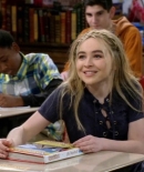 sabrinacarpenter-daily_281129.jpg