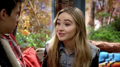 sabrinacarpenter-daily_2827729.jpg