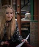 sabrinacarpenter-daily_2813429.jpg