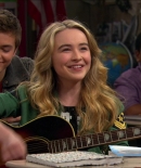 sabrinacarpenter-daily_2827229.jpg