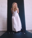 sabrinacarpenter-daily_281229.jpg