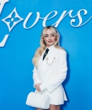 sabrinacarpenter-daily_281329.jpg