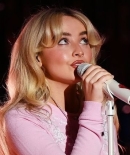 sabrinacarpenter-daily_28429.jpg