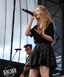 sabrinacarpenter-daily_28429.jpg