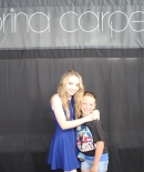 sabrinacarpenter-daily_282629.jpg