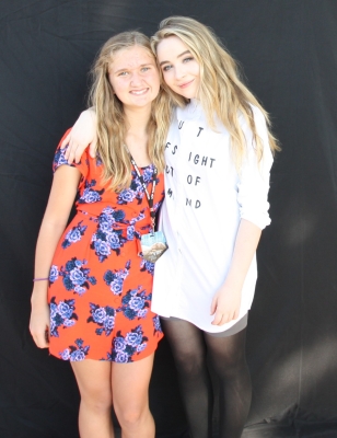 sabrinacarpenter-daily_284429.jpg