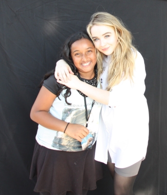 sabrinacarpenter-daily_284829.jpg