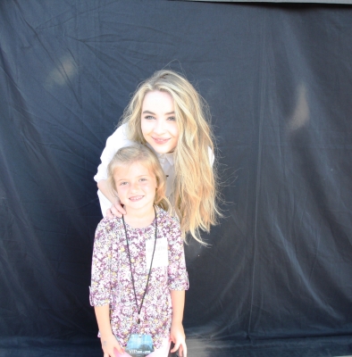 sabrinacarpenter-daily_285729.jpg