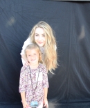 sabrinacarpenter-daily_285729.jpg