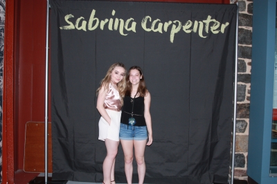 sabrinacarpenter-daily_286229.jpg