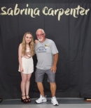 sabrinacarpenter-daily_28129.jpg