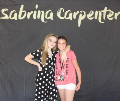 sabrinacarpenter-daily_287529.jpg