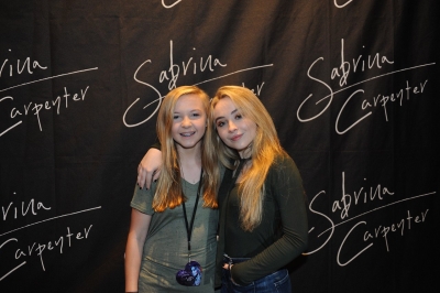 sabrinacarpenter-daily_284529.jpg