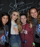 sabrinacarpenter-daily_281829.jpg