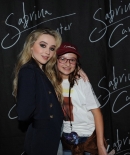 sabrinacarpenter-daily_282329.jpg