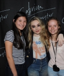 sabrinacarpenter-daily_284929.jpg