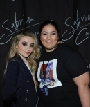 sabrinacarpenter-daily_28629.jpg