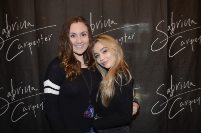 sabrinacarpenter-daily_283629.jpg