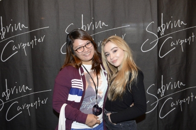 sabrinacarpenter-daily_285529.jpg