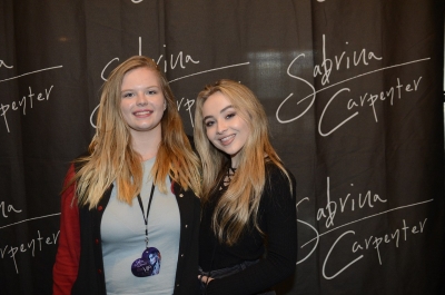 sabrinacarpenter-daily_287829.jpg