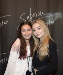 sabrinacarpenter-daily_28429.jpg