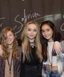 sabrinacarpenter-daily_288729.jpg