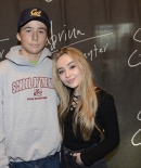 sabrinacarpenter-daily_288829.jpg