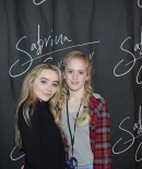 sabrinacarpenter-daily_281229.jpg