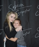 sabrinacarpenter-daily_283129.jpg