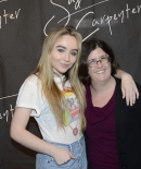 sabrinacarpenter-daily_281729.jpg