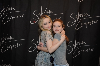 sabrinacarpenter-daily_283629.jpg