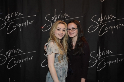 sabrinacarpenter-daily_284029.jpg