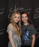 sabrinacarpenter-daily_281629.jpg