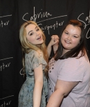 sabrinacarpenter-daily_282729.jpg