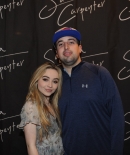 sabrinacarpenter-daily_284329.jpg