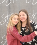 sabrinacarpenter-daily_2810029.jpg