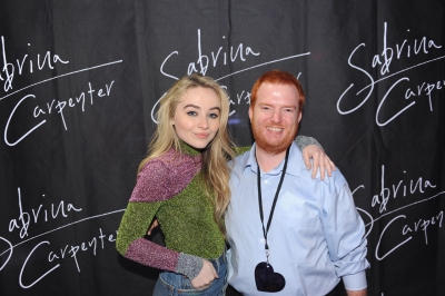 sabrinacarpenter-daily_2810529.jpg